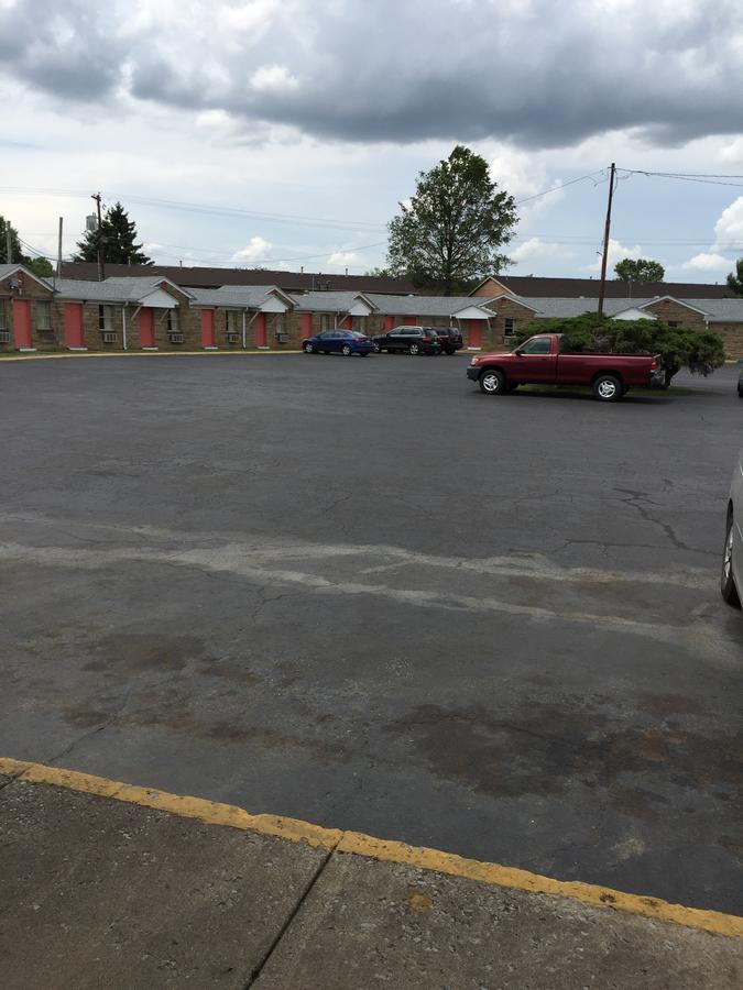 Bel Air Motel Clarksville Exterior photo